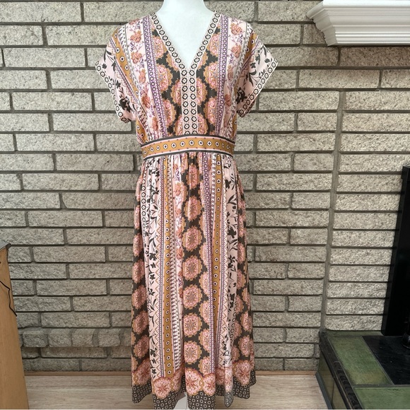 Nwt Gal Meets Glam Stunning Floral Dress Size 8 - Picture 2 of 14